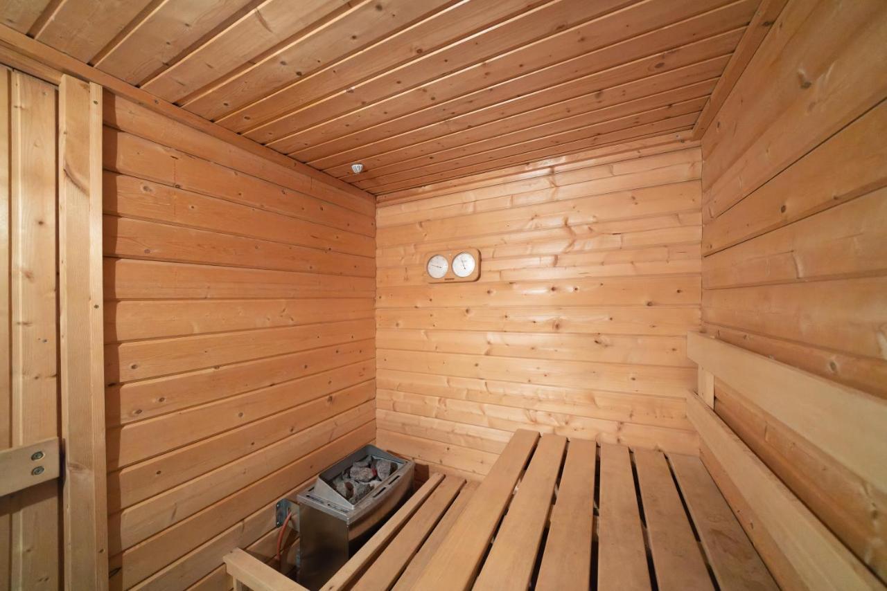 Urban Cube Mit Sauna Thun Ngoại thất bức ảnh
